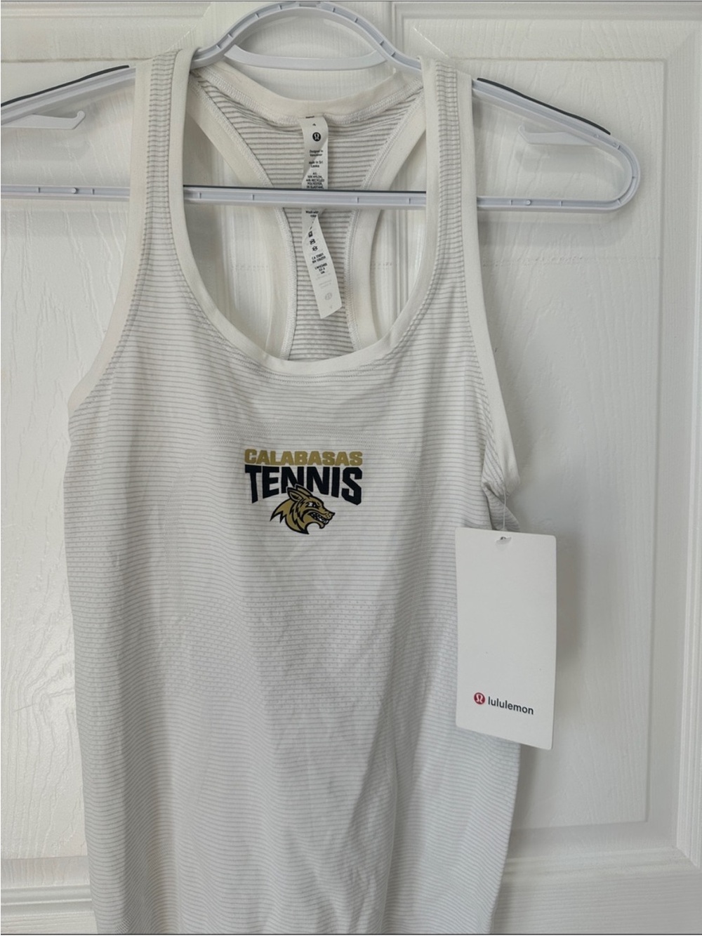 NWT Lululemon Calabasas Block Graphic Tennis Tank Off-White Gold